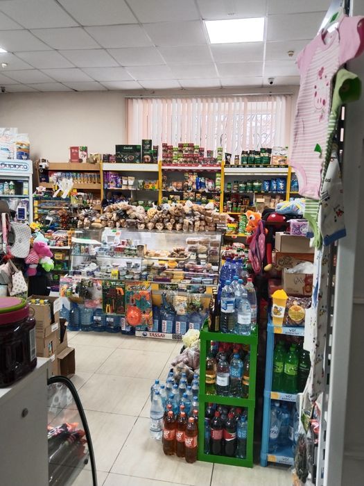 Продаю универсальный магазин.