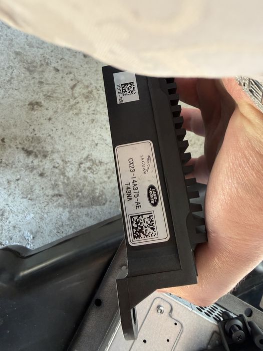 Modul Calculator Baterie Auxiliara Stabilizator Convertor Jaguar XF