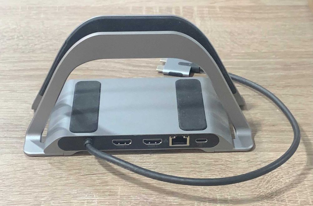 HumanCentric USB C хъб за MacBook