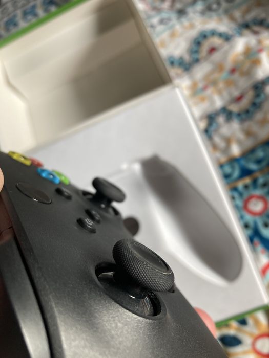 Controller nou nefolosit Xbox One Series X la cutie