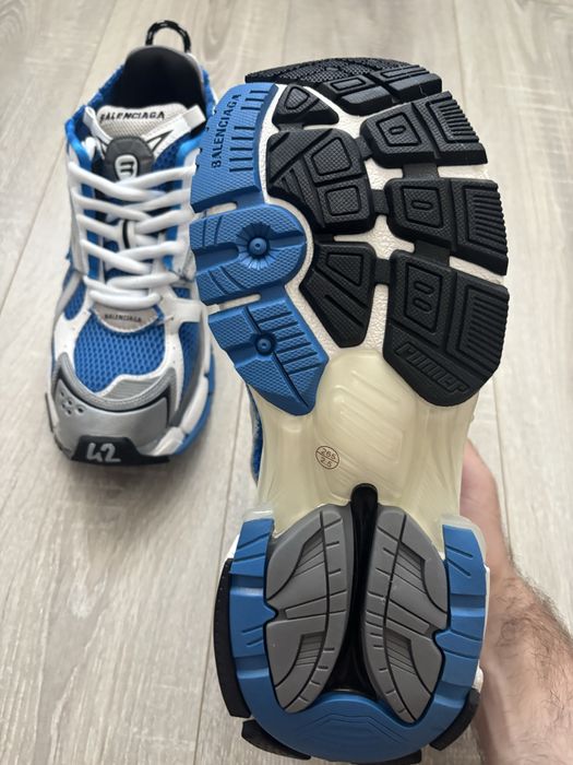 Balenciaga Runner