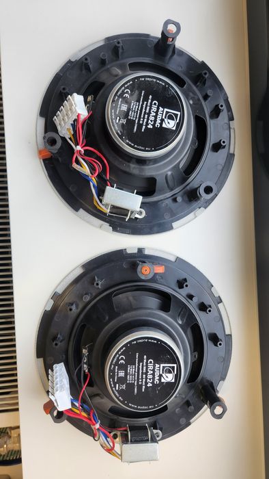 Amplificator Audac com104 + 2 Boxe tavan Audac Cira 824