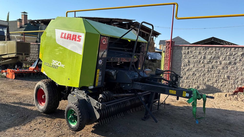 Рулонный Пресс Подборщик CLAAS ROLLANT 350 RC