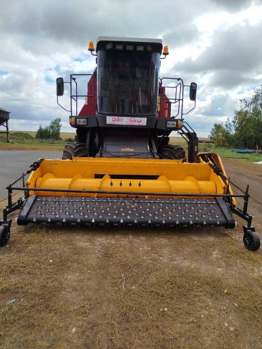 Платформа-подборщик ПП-3,4 "Бердянские жатки"