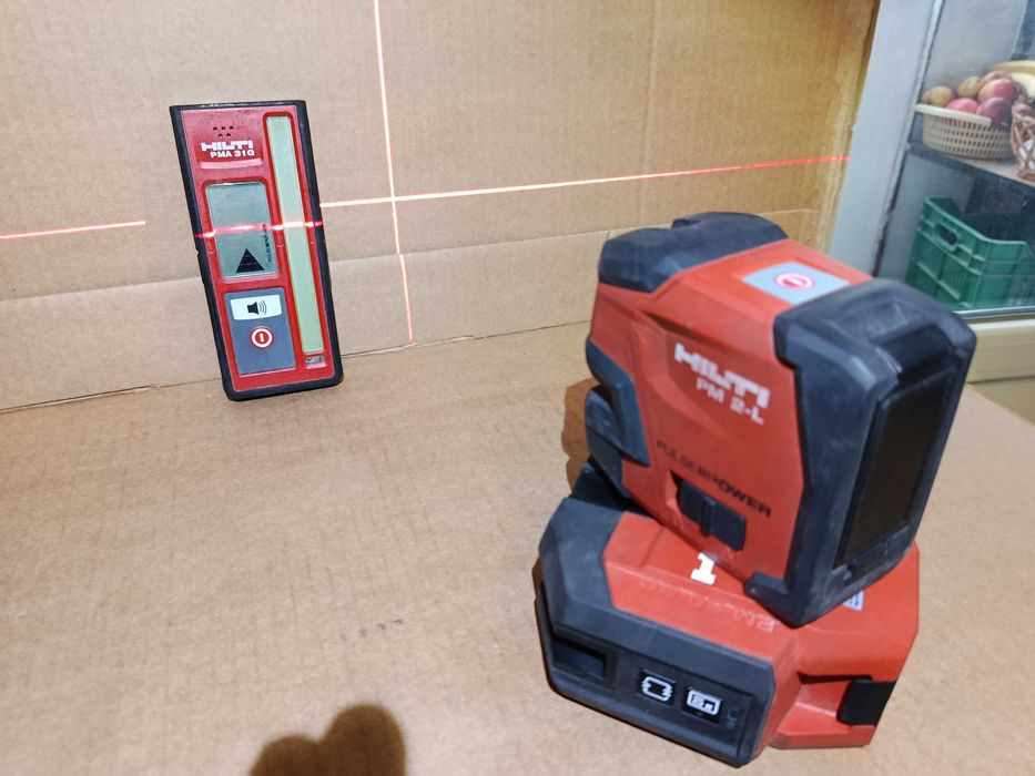 NIvela Laser ROSU Boloboc HILTI PM 2-L 4x1.5V AA Cumpana 2 Linii