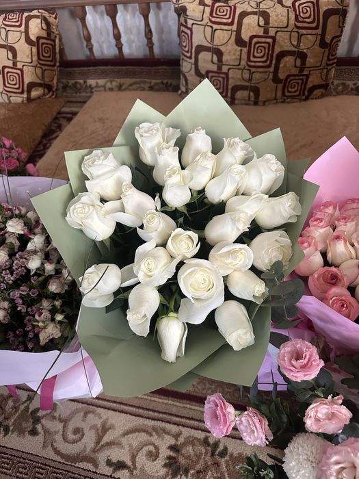 цветы свежие срочно продам