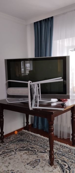 Телевизор LG 42”