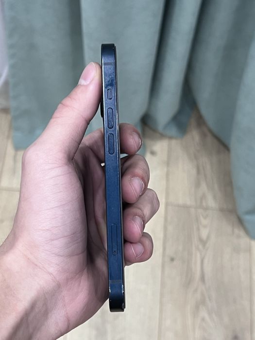 iPhone 13, синего цвета,256гб