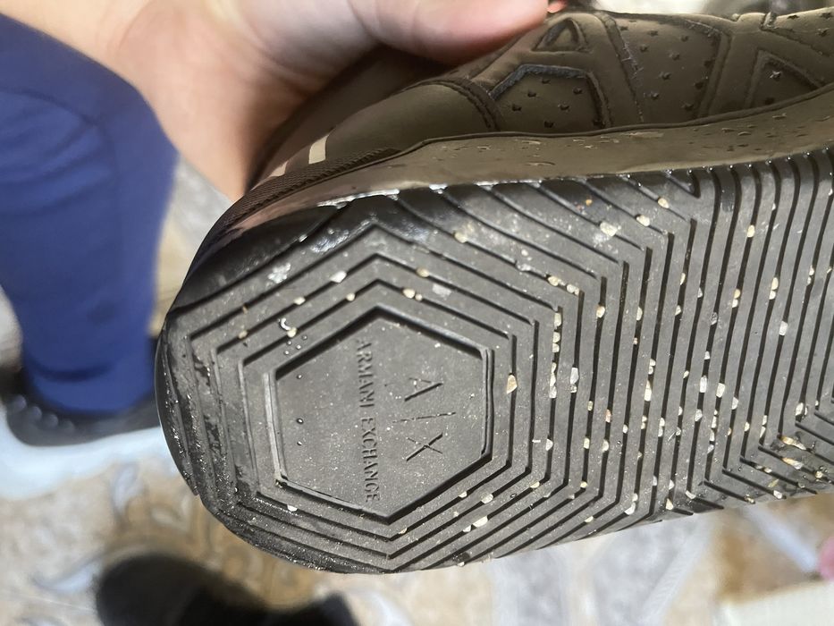 Adidasi armani exchange