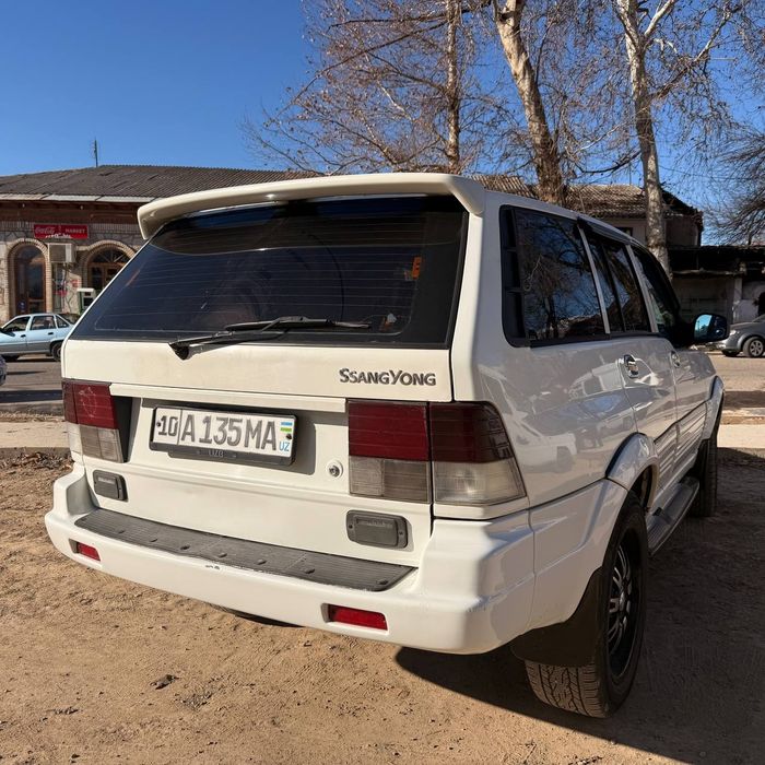 Автомашина Жип МУССО