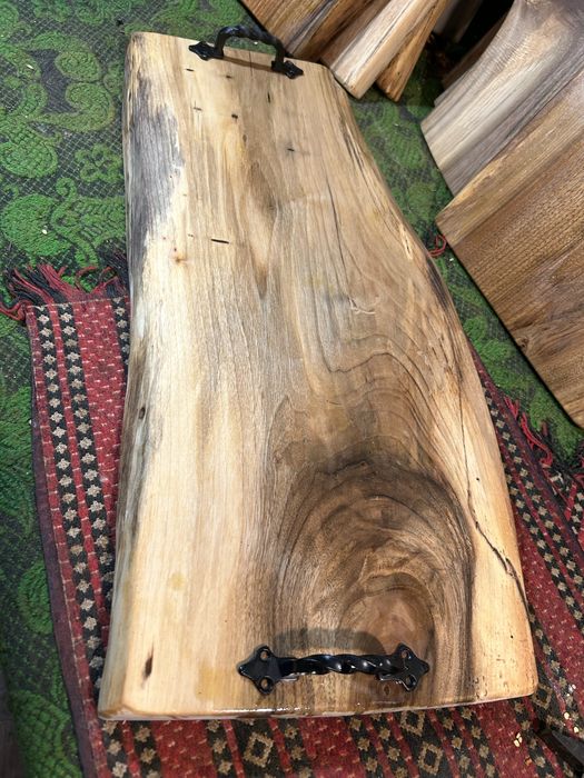 Дъски за рязане и сервиране от орех