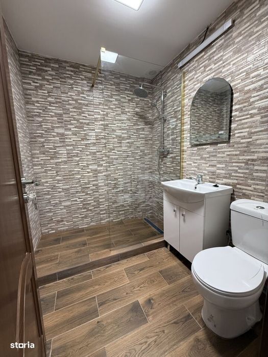 Casa noua de inchiriat, spațiu comercial/ locuinta, zona AFI Ploiesti