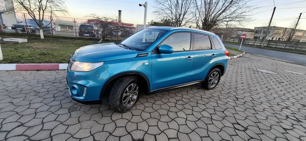 Suzuki vitara  2015 1.6 benzina automat