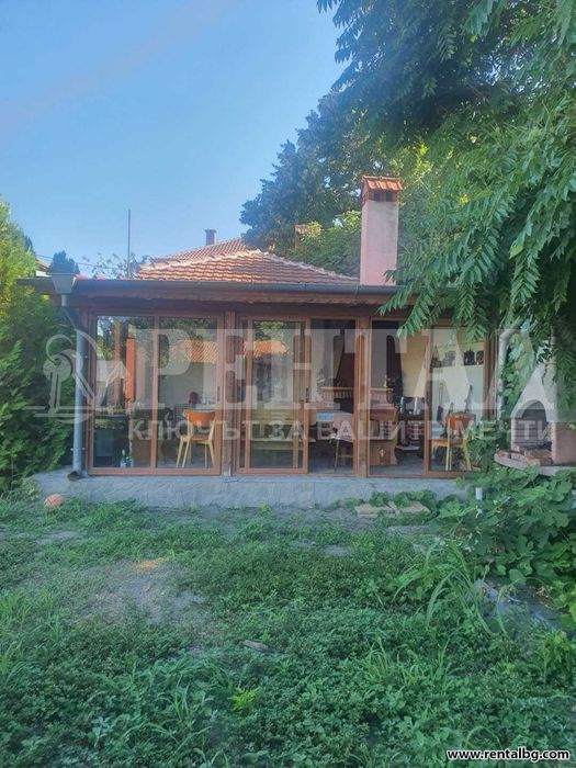 Къща с двор, с. Ягодово
