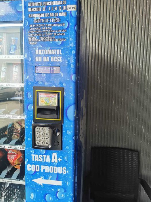 Vand automat bauturi si snaks!!