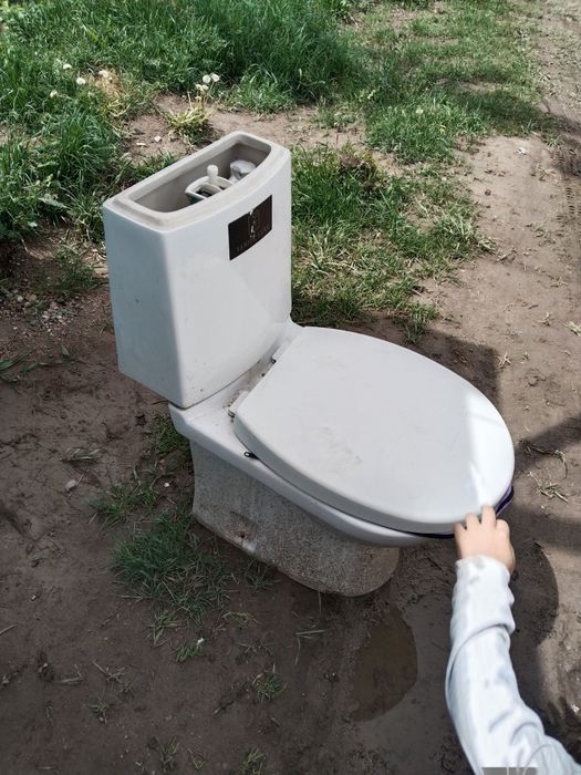 Унитаз для робочих