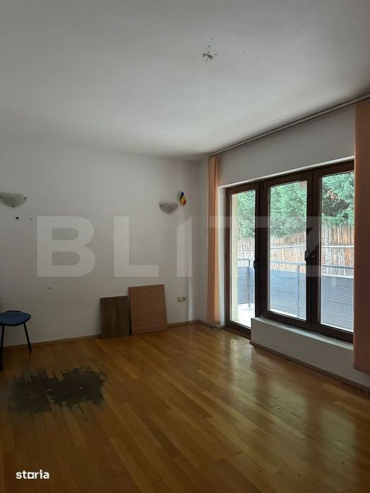 OPORTUNITATE INVESTIȚIE: Apartament de 4 camere, 2 bai, 134mp, Zona S