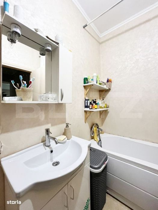 Apartament 3 camere, 71 mp, Visoianu