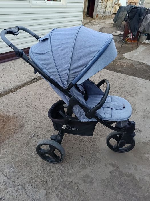 Продам коляску детскую