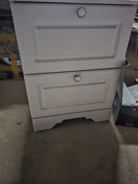 Тумба с зеркалом