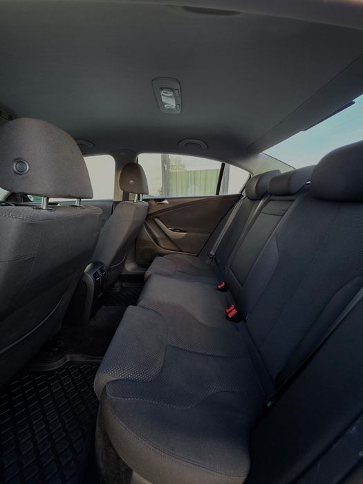 Volkswagen Passat B6 / 2.0 TDI / 2010 / Euro 5