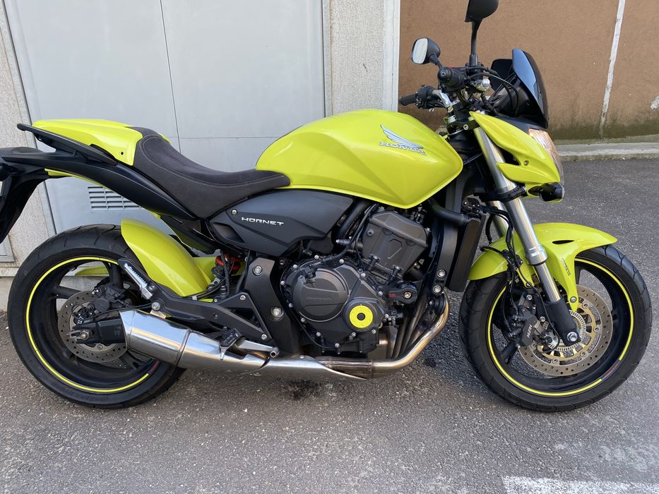 Honda Hornet ABS 2010 11.500km!