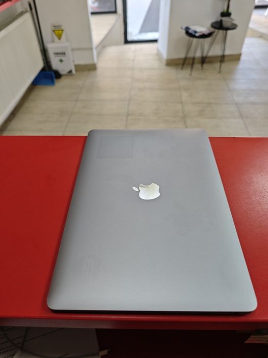 Mac Book Air I5 2019 16 gb 256 Gb