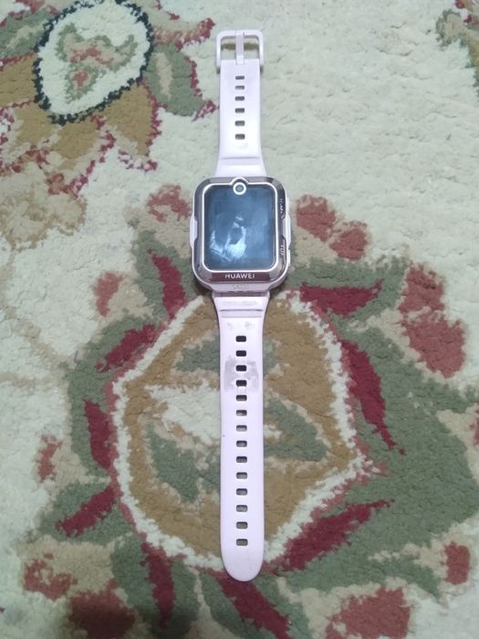 Наручные смарт-часыы