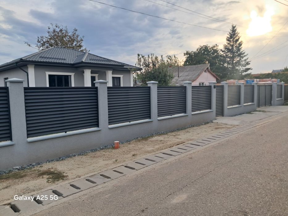 Casă de vânzare nouă , ofertă specială