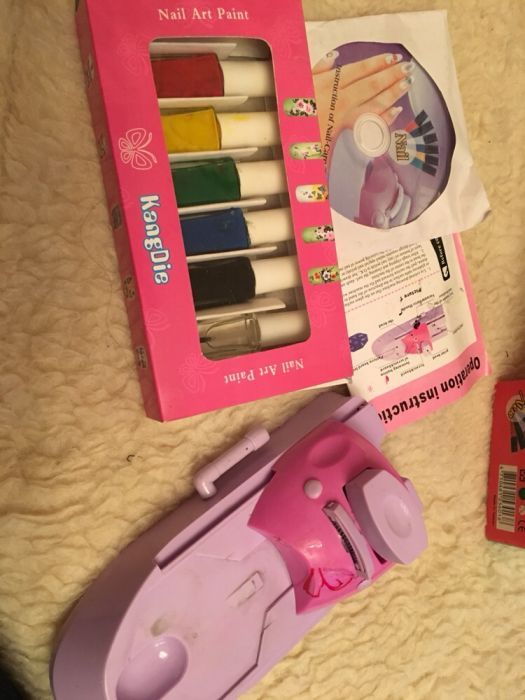 Trusa de pictura unghii