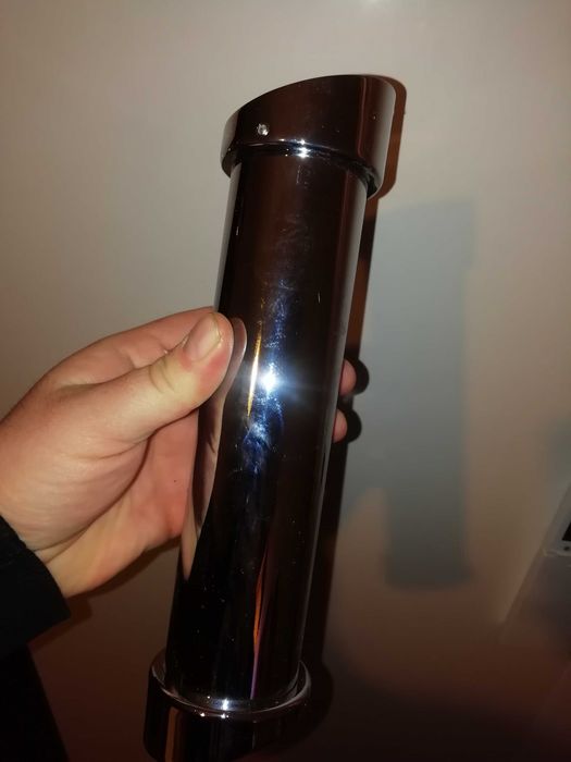 Бар плот чисто нов