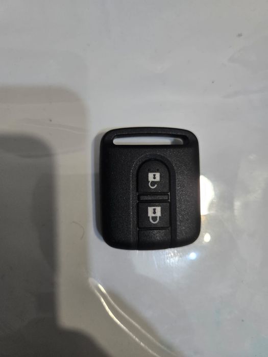 Продам пульты и эмблему