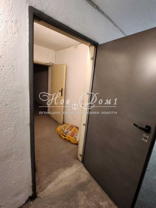 Продава се Тристаен апартамент в София, Хладилника - 115 кв.м за 3783 €/кв.м - Снимка #20