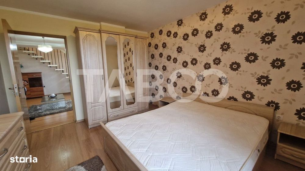 Apartament 4 camere 100 mp utili de vanzare in Sibiu zona Strand