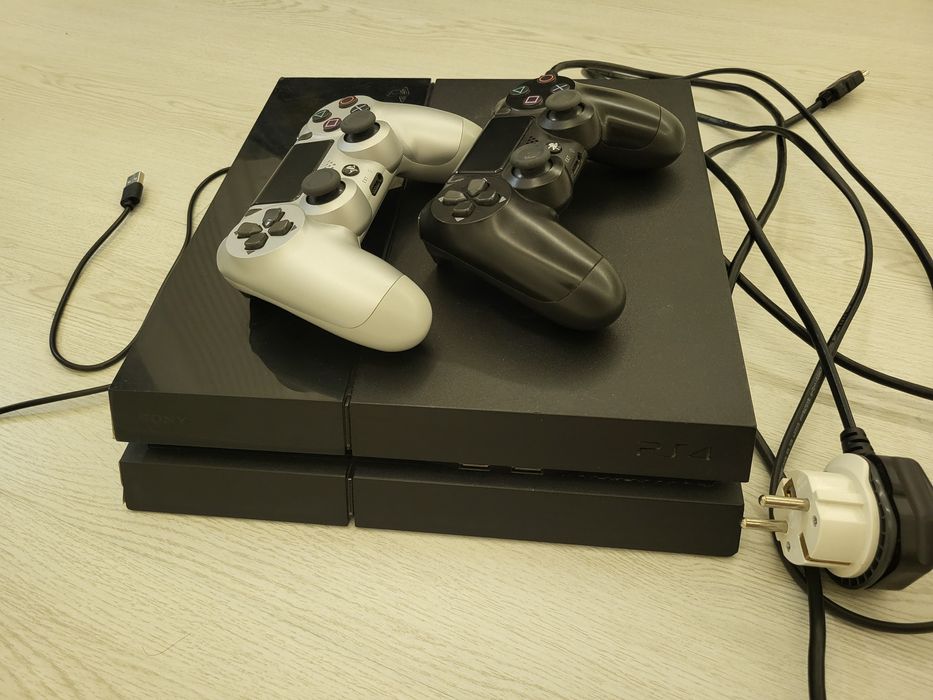 PS4 sotiladi (408GB)

Holati juda yaxshi, muammosi yo‘q. Uy sharoit