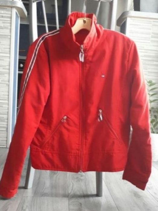 Яке дамско . Спортно яке