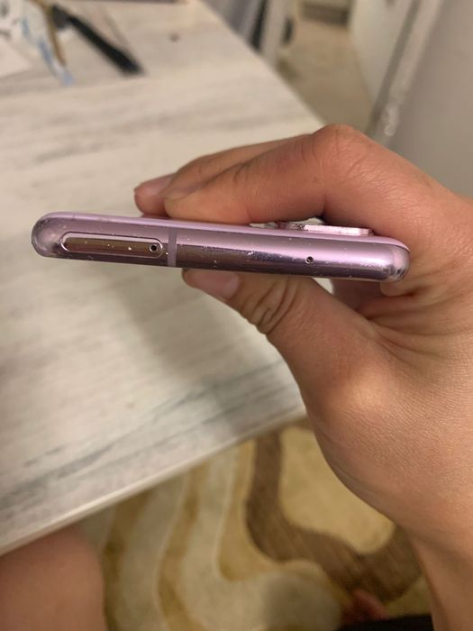 Samsung S20 FE. самсунг