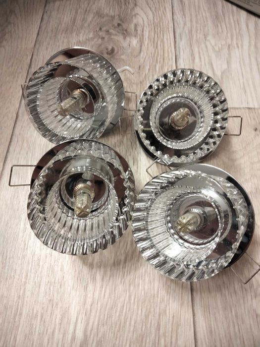 Продам светильники, бра, софиты