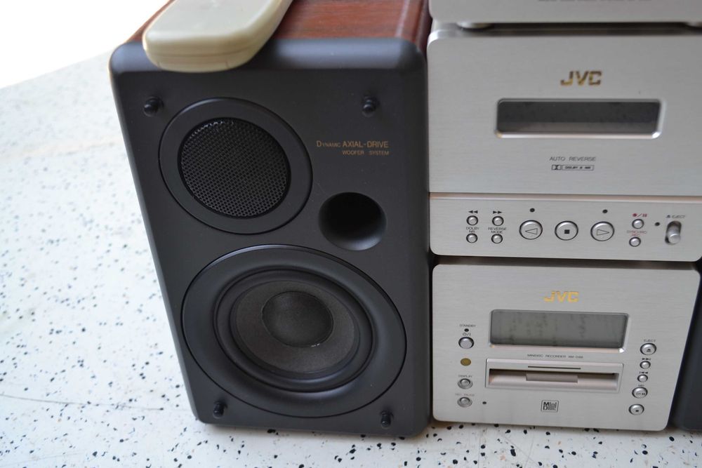 Minisistem JVC UXD 88 cu Boxe si Telecomanda