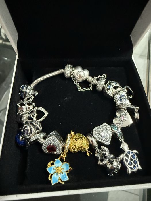 Bratara pandora 17charmuri noi