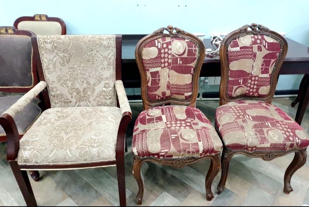 Продам разные стулья и диваны