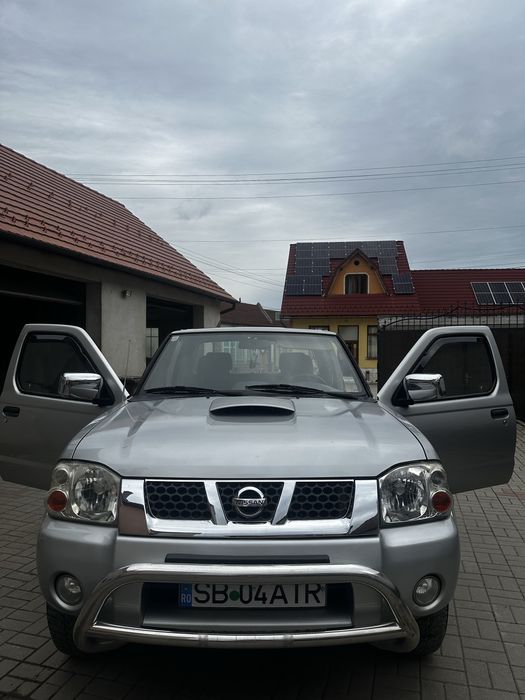 NISSAN Pickup 2004 — imagine 2