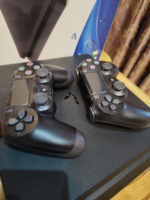 Playstation 4 slim