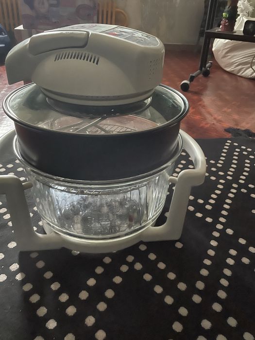 Аэрогриль в хорошем состояние ,первого поколения