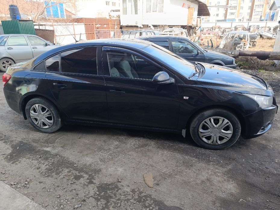 Продам шевроле круз