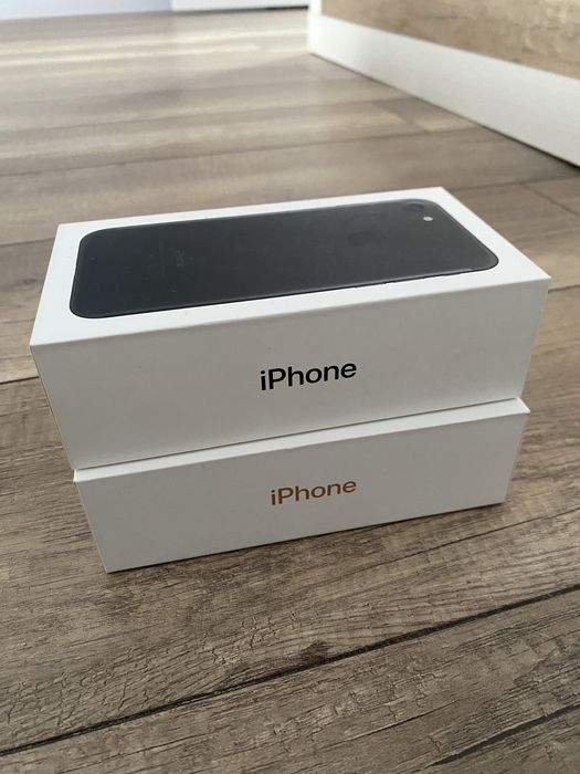 iPhone 7, 32 ГБ | Коробки