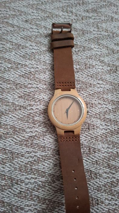 Я продам часы хороши