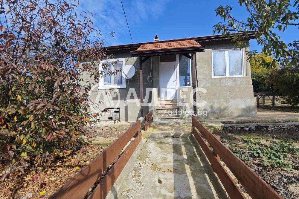 Продава се Къща в с. Ботево, Област Варна - 40 кв.м за 702 €/кв.м - Снимка #1