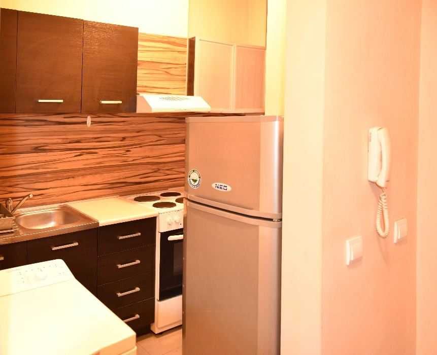 Дава се под наем Едностаен апартамент в Пловдив, Младежки Хълм - 60 кв.м за 275 € - Снимка #4