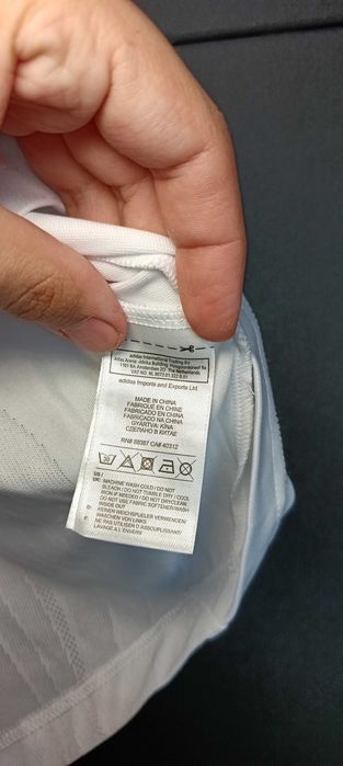 Adidas размер S тениска на Германия Deutchland отлично състояние бяла